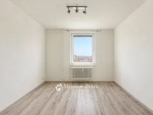 Prodej bytu 2+1, Znojmo, Přímětická, 47 m2