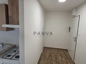 Pronájem bytu 1+1, Plzeň - Doubravka, Staniční, 41 m2