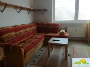 Pronájem bytu 2+kk, Pardubice - Bílé Předměstí, 33 m2