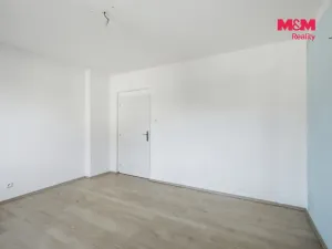 Prodej bytu 2+1, Louny, Jarošova, 50 m2