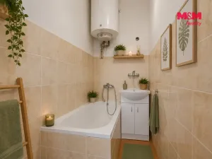Prodej bytu 2+1, Louny, Jarošova, 50 m2