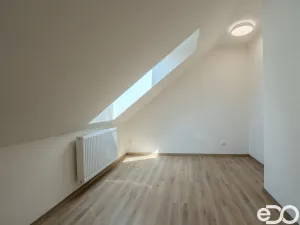 Pronájem bytu 2+1, Máslojedy, 60 m2