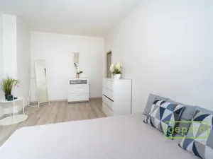 Prodej bytu 2+kk, Mníšek pod Brdy, Jana Šťastného, 53 m2
