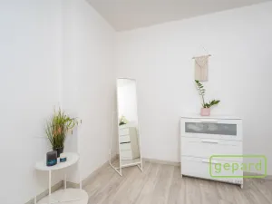 Prodej bytu 2+kk, Mníšek pod Brdy, Jana Šťastného, 53 m2