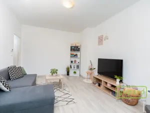 Prodej bytu 2+kk, Mníšek pod Brdy, Jana Šťastného, 53 m2
