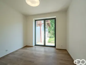 Pronájem bytu 3+kk, Máslojedy, 70 m2