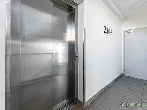 Pronájem bytu 1+kk, Praha - Hostavice, U Hostavického potoka, 32 m2