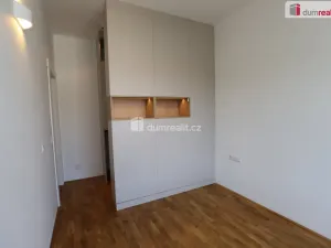 Pronájem bytu 2+kk, Praha - Podolí, Vodárenská, 57 m2