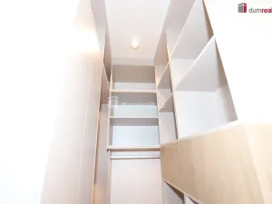 Pronájem bytu 2+kk, Praha - Podolí, Vodárenská, 57 m2