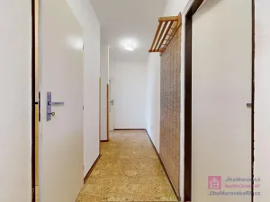 Prodej bytu 1+kk, Břeclav - Poštorná, Nádražní, 32 m2