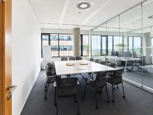 Pronájem kanceláře, Praha - Prosek, Prosecká, 246 m2