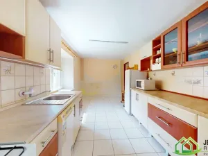 Prodej rodinného domu, Vápenná, 140 m2