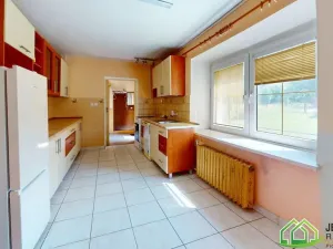 Prodej rodinného domu, Vápenná, 140 m2
