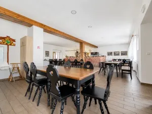 Prodej ubytování, Dobšice, Lahoferova, 218 m2