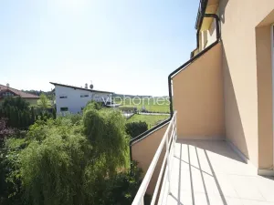 Pronájem rodinného domu, Praha - Nebušice, Na závěji, 230 m2