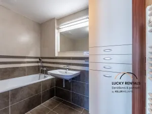 Pronájem bytu 3+kk, Praha - Žižkov, Olgy Havlové, 76 m2