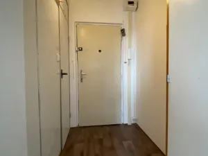 Pronájem bytu 1+1, Chomutov, Kundratická, 38 m2