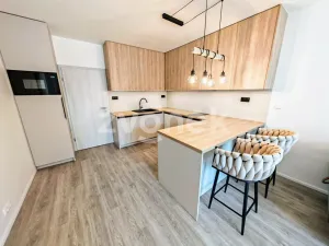 Pronájem bytu 1+kk, Zlín, Nad Stráněmi, 37 m2
