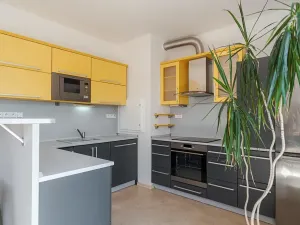 Prodej bytu 3+kk, Litomyšl, U Školek, 77 m2