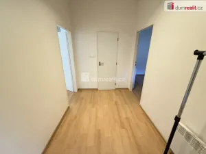 Pronájem bytu 2+kk, Praha - Smíchov, Drtinova, 46 m2