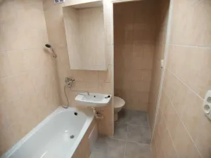 Pronájem bytu 1+1, Tábor, Buzulucká, 34 m2