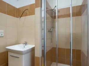 Pronájem bytu 1+kk, Pardubice, Železničního pluku, 29 m2
