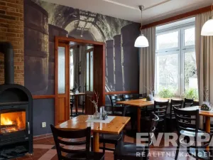 Prodej komerční nemovitosti, Srbsko, K Přívozu, 458 m2