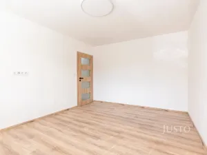 Pronájem bytu 2+1, Zlín, L. Váchy, 54 m2