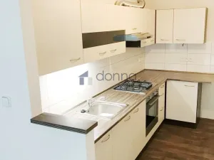 Pronájem bytu 2+kk, Praha, Rezlerova, 51 m2