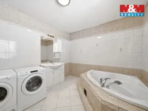 Prodej rodinného domu, Cerekvice nad Loučnou, 302 m2