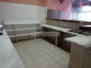 Pronájem obchodního prostoru, Nepomuk, náměstí Augustina Němejce, 69 m2