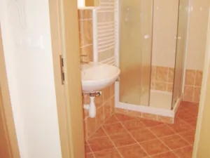 Pronájem bytu 1+kk, Praha, Strančická, 27 m2