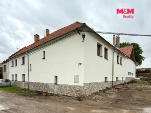 Pronájem bytu 2+1, Hobšovice - Skůry, 78 m2