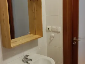Pronájem bytu 2+kk, Praha, Raichlova, 65 m2