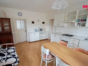 Pronájem rodinného domu, Bělá pod Bezdězem, Krupská, 104 m2