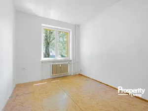 Prodej bytu 1+1, Karviná - Mizerov, tř. Těreškovové, 33 m2