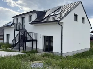 Prodej rodinného domu, Frymburk, 240 m2