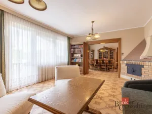 Prodej rodinného domu, Hodonice, 402 m2