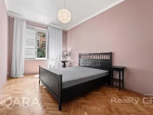 Pronájem bytu 2+1, Praha - Žižkov, Roháčova, 75 m2