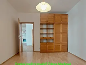 Pronájem bytu 2+kk, Praha - Strašnice, Gutova, 55 m2