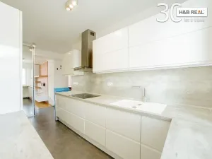 Prodej bytu 3+1, Vsetín, Jiráskova, 77 m2