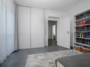 Prodej bytu 4+kk, Znojmo, Třešňová, 166 m2