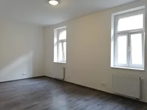 Pronájem bytu 3+kk, Praha - Holešovice, Na Maninách, 54 m2