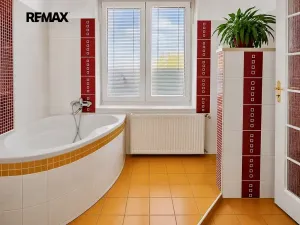 Prodej bytu 4+1, Sokolov, Makarenkova, 130 m2