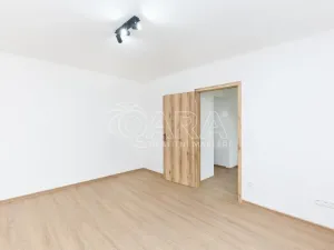Pronájem bytu 1+1, Sezimovo Ústí, Lipová, 31 m2