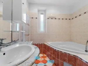 Prodej ubytování, Praha - Michle, V zápolí, 211 m2