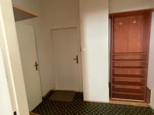 Pronájem bytu 2+1, Karlovy Vary, Tržiště, 59 m2