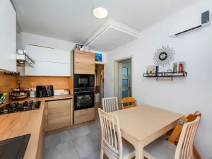 Prodej bytu 3+1, Praha - Modřany, Pertoldova, 65 m2