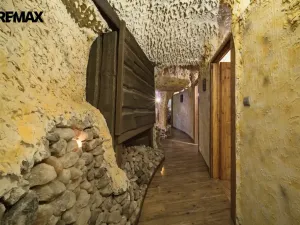 Prodej obchodního prostoru, Karlovy Vary, Jugoslávská, 410 m2