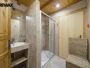 Prodej obchodního prostoru, Karlovy Vary, Jugoslávská, 410 m2